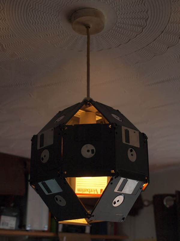 10 Creative Ways to Repurpose Your Old Tech Products --> Floppy Disk Lampshade