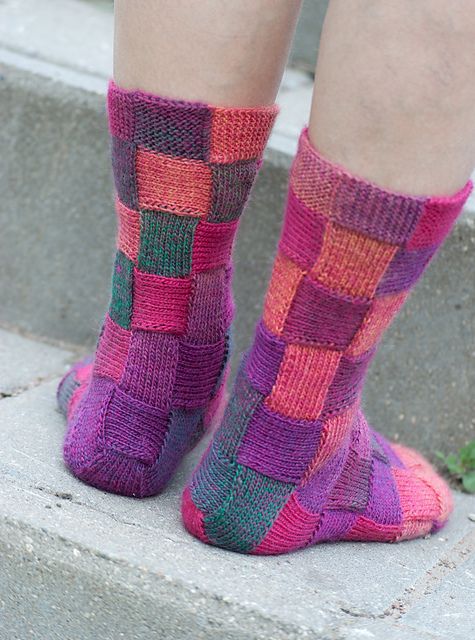 Entrelac knitted sock pattern
