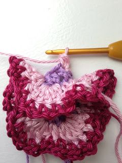 DIY-Crochet-Carnation-Flower-22.jpg