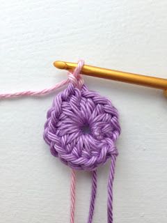 DIY-Crochet-Carnation-Flower-4.jpg