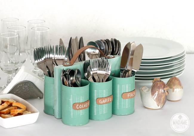 DIY Cutlery Holder from Tin Cans and Wood 3