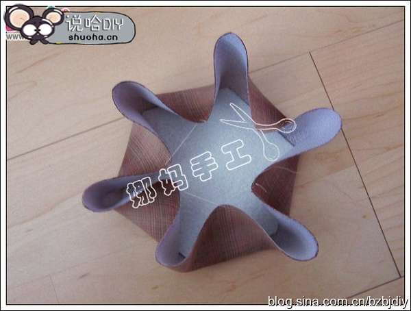 DIY-Origami-Lotus-Flower-Patchwork-Handbag-13.jpg