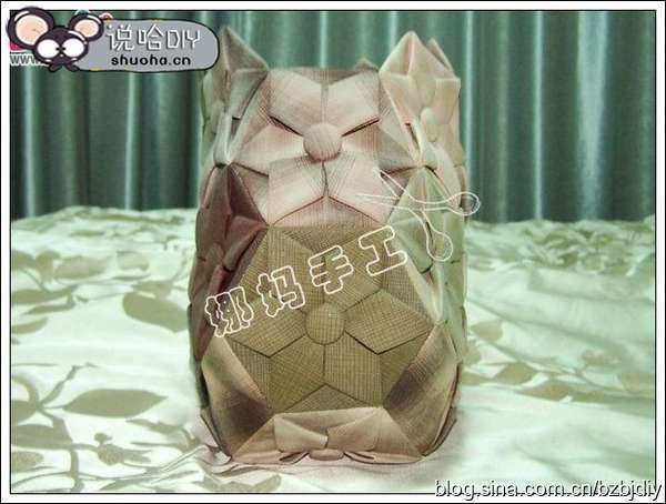 DIY-Origami-Lotus-Flower-Patchwork-Handbag-29.jpg