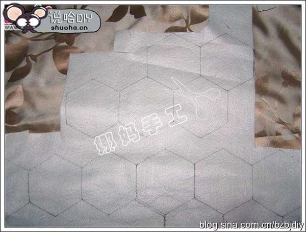DIY-Origami-Lotus-Flower-Patchwork-Handbag-9.jpg