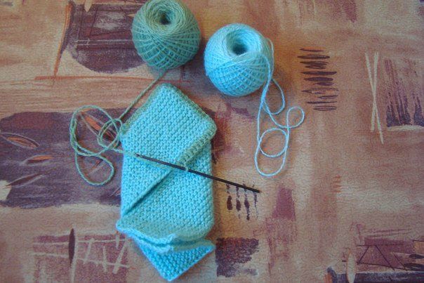 DIY-Pretty-Knitted-Home-Slippers-7.jpg