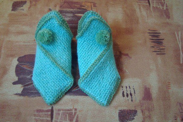 DIY-Pretty-Knitted-Home-Slippers-8.jpg