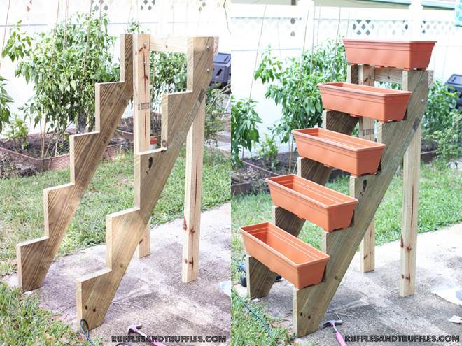 DIY Simple Vertical Planter Structure