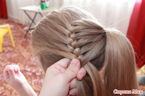 DIY Unique Braided Bun Hairstyle 6