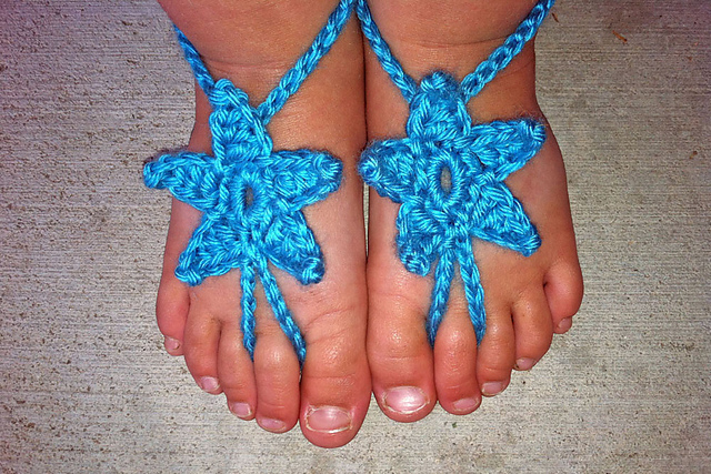 60+ Adorable and FREE Crochet Baby Sandals Patterns --> Baby Star Barefoot Sandals