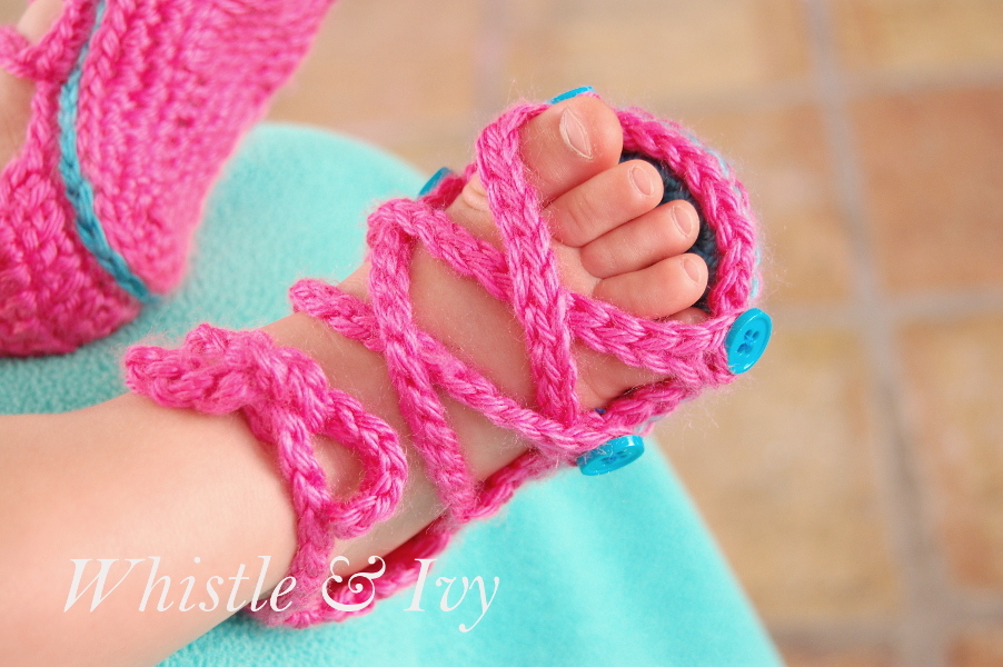 60+ Adorable and FREE Crochet Baby Sandals Patterns --> Baby Button Gladiator Sandals