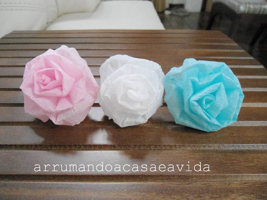How-to-DIY-Beautiful-Crepe-Paper-Flower-Ball-7.jpg