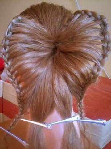 How-to-DIY-Butterfly-Braid-Hairstyle-4.jpg