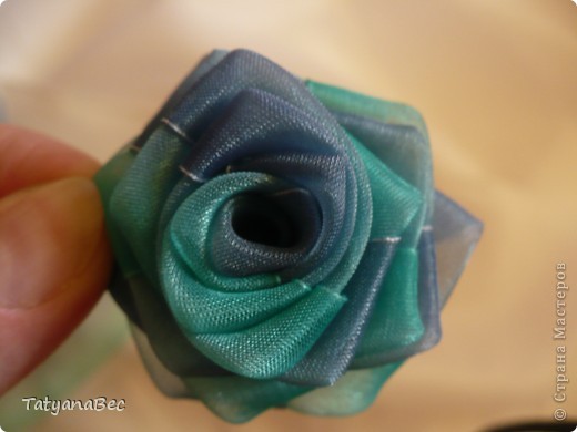 How-to-DIY-Chiffon-Ribbon-Rosette-10.jpg