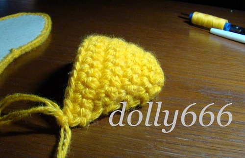 How-to-DIY-Pretty-Crochet-Home-Slippers-6.jpg