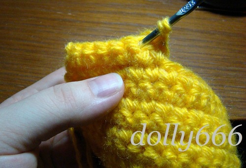 How-to-DIY-Pretty-Crochet-Home-Slippers-8.jpg
