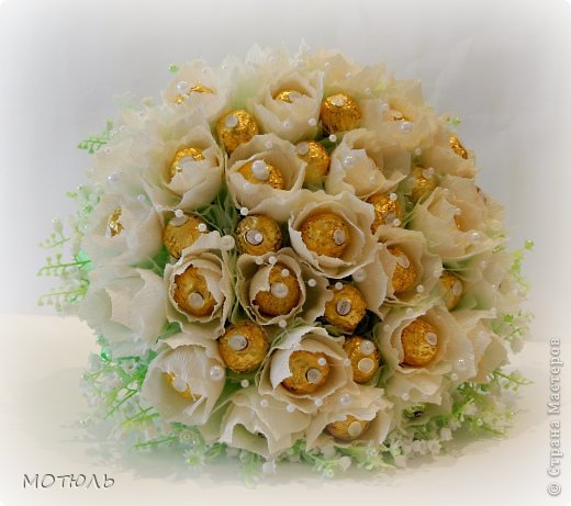 How-to-Make-Crepe-Paper-Chocolate-Jasmine-Flowers-15.jpg