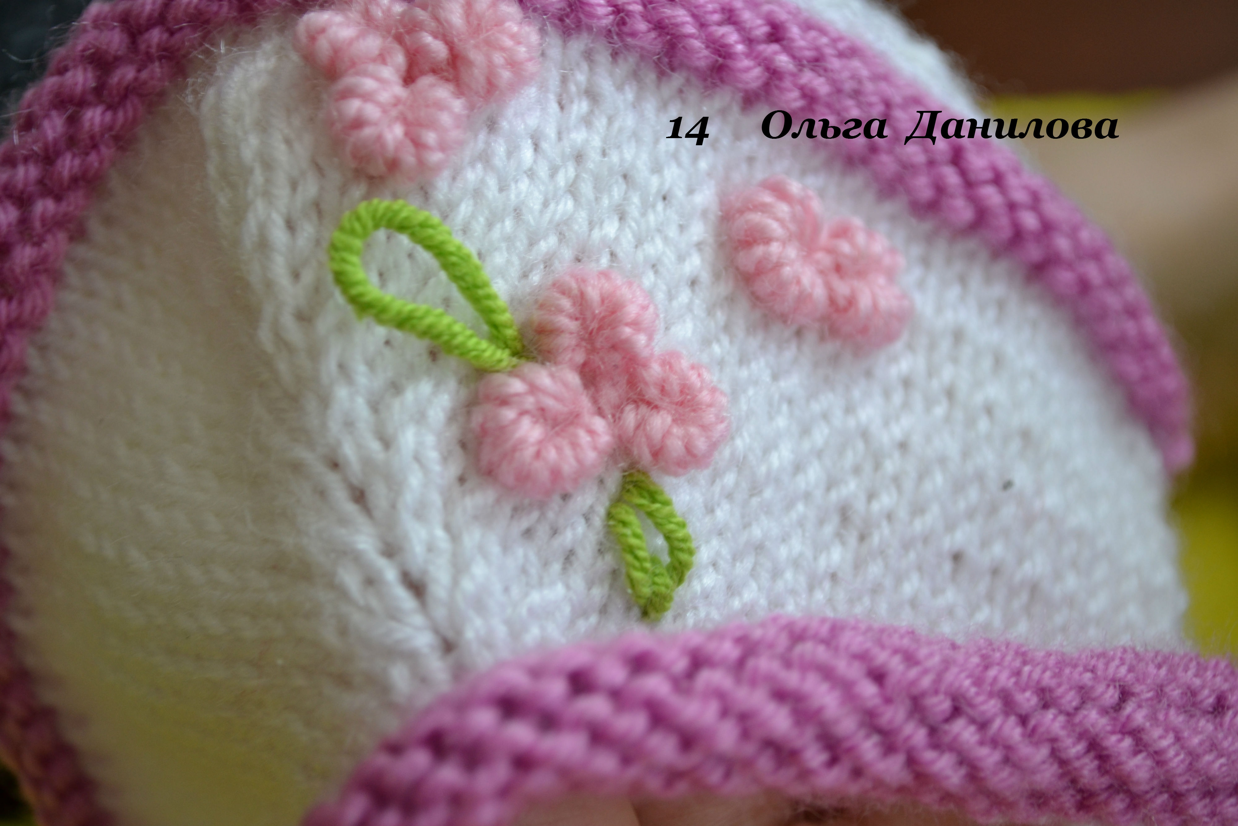 How-to-Make-Pretty-Knitted-Baby-Booties-16.jpg