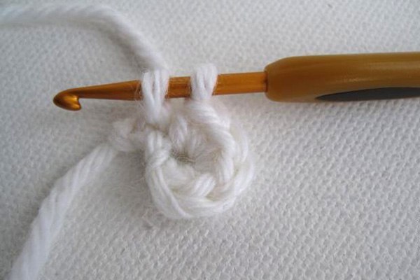 How-to-Make-Stylish-Crochet-Belt-3.jpg