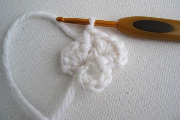 How-to-Make-Stylish-Crochet-Belt-6.jpg