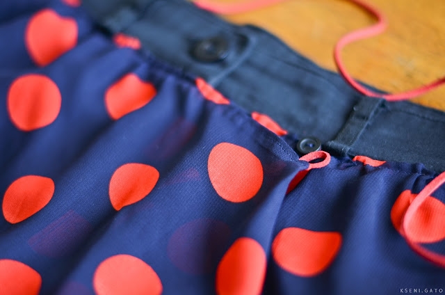 How-to-Refashion-Old-Shorts-into-Polka-Dot-Chiffon-Skirt-4.jpg