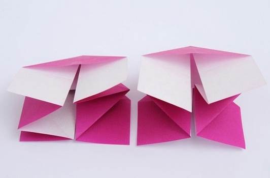 How-to-DIY-Beautiful-Origami-Paper-Lantern-5.jpg