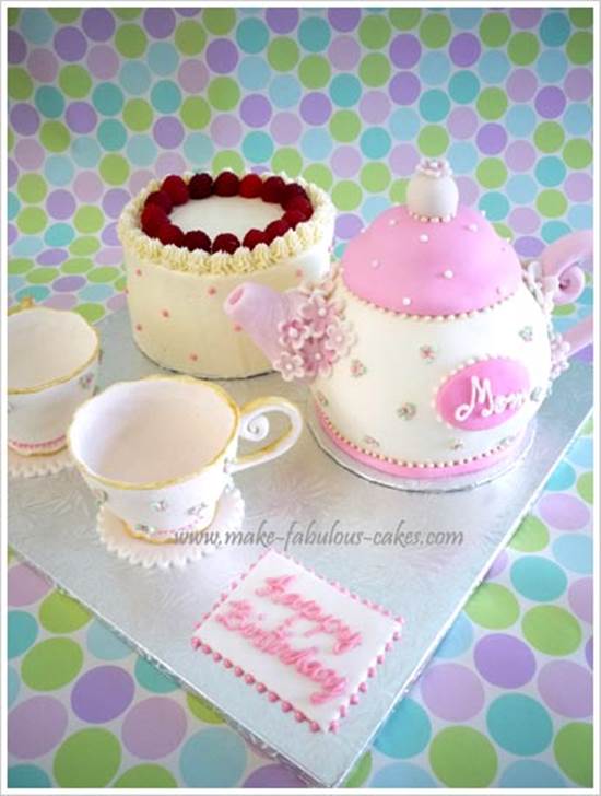 How to DIY Beautiful Teapot Cake