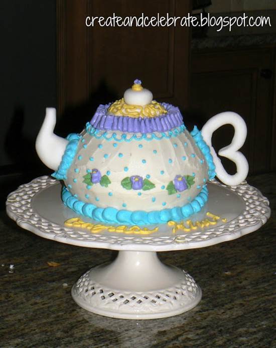 How to DIY Beautiful Teapot Cake