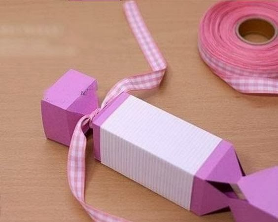 How-to-DIY-Candy-Shaped-Gift-Box-6.jpg