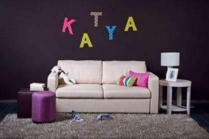 How-to-DIY-Easy-Letter-Wall-Decals-7.jpg