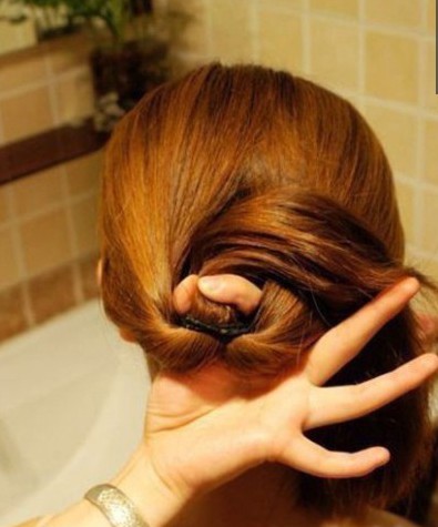 How to DIY Easy Twisted Hair Bun Hairstyle