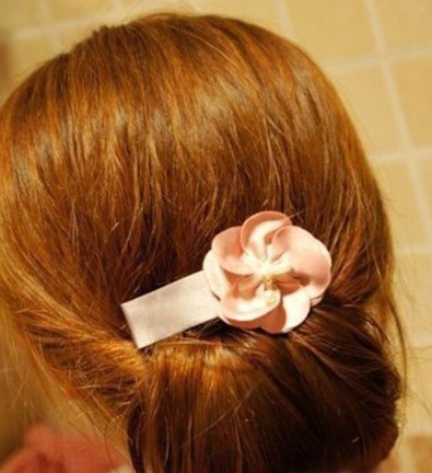 How-to-DIY-Easy-Twisted-Hair-Bun-Hairstyle-6.jpg