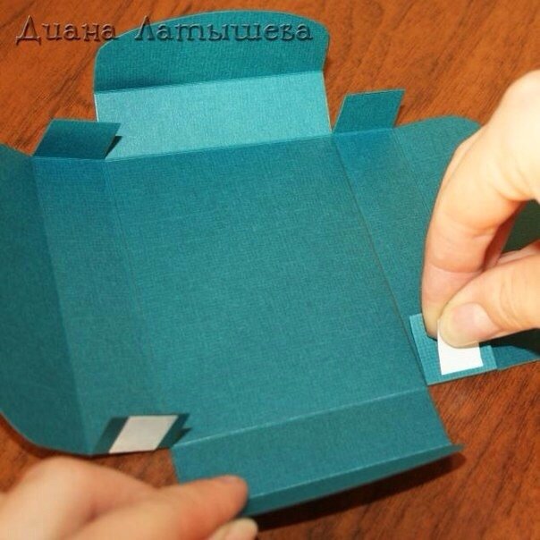 How-to-DIY-Easy-and-Beautiful-Gift-Box-4.jpg