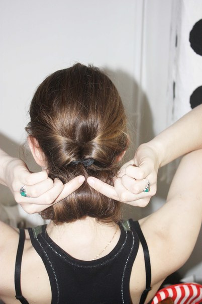 How-to-DIY-Easy-and-Elegant-Bun-Hairstyle-5.jpg