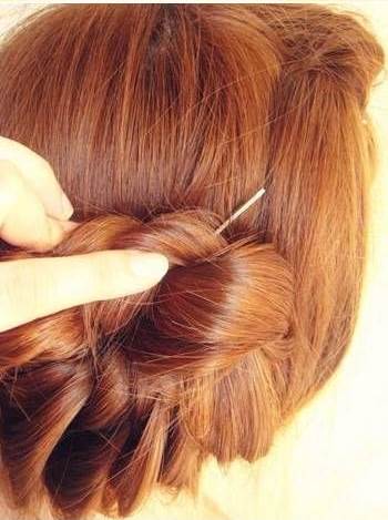 How-to-DIY-Lovely-Braided-Hairstyle-13.jpg