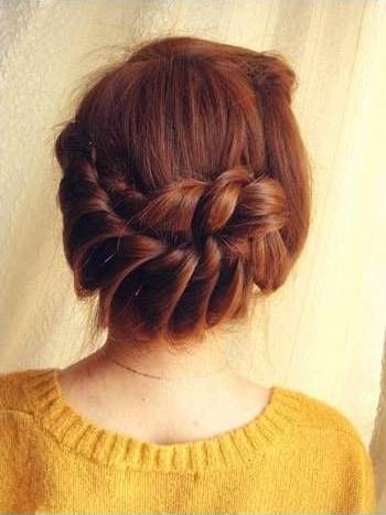 How-to-DIY-Lovely-Braided-Hairstyle-14.jpg