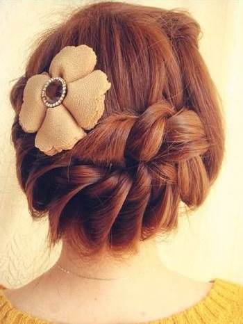 How-to-DIY-Lovely-Braided-Hairstyle-15.jpg