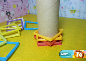 How-to-DIY-Pencil-Holder-from-Drinking-Straws-and-Toilet-Paper-Roll-5.jpg