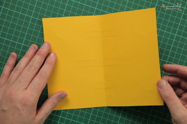 How-to-Make-Creative-3D-Birthday-Card-DIY-Tutorial-3.jpg