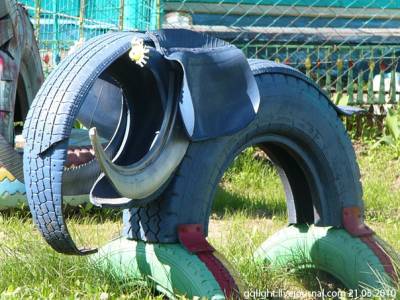 40+ Creative DIY Ideas to Repurpose Old Tire into Animal Shaped Garden Decor --> Tire Elephant