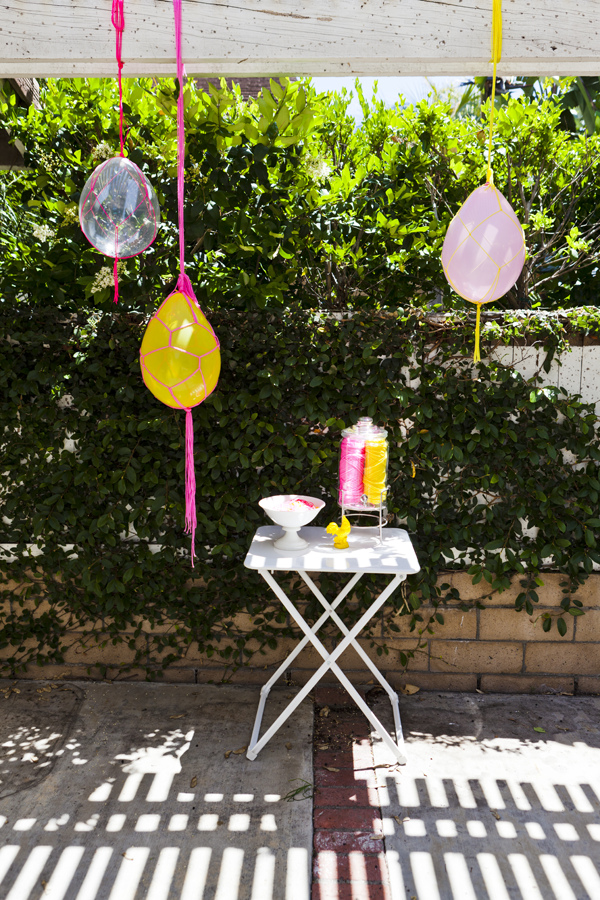 45+ Fun and Creative Ways to Use Balloons --> Macrame Balloons