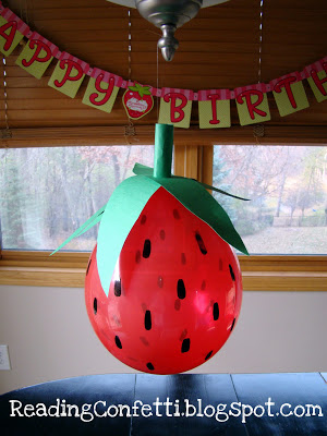 45+ Fun and Creative Ways to Use Balloons --> Balloon Strawberries