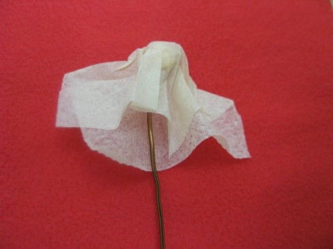 How to DIY Beautiful Crepe Paper Roses 10