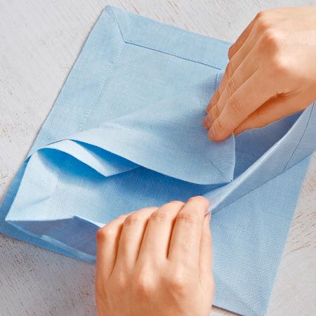 How-to-DIY-Beautiful-Napkin-Fold-with-Pockets-3.jpg