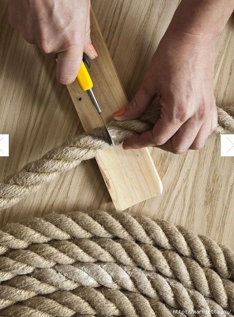 How-to-DIY-Simple-Rope-Rug-3.jpg