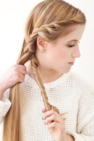 How to DIY Simple Side Braid Hairstyle