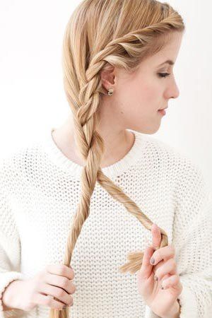 How-to-DIY-Simple-Side-Braid-Hairstyle-7.jpg