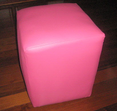 How-to-Make-a-Nice-DIY-Ottoman-from-Plastic-Bottles-11.jpg