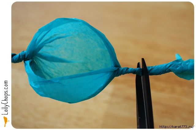 DIY Beautiful Tissue Paper Flower Using a Golf Ball 3