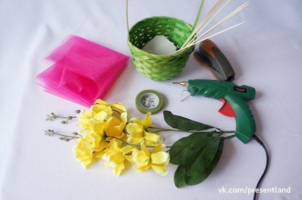 How to DIY Baby Clothes Flower Bouquet 2