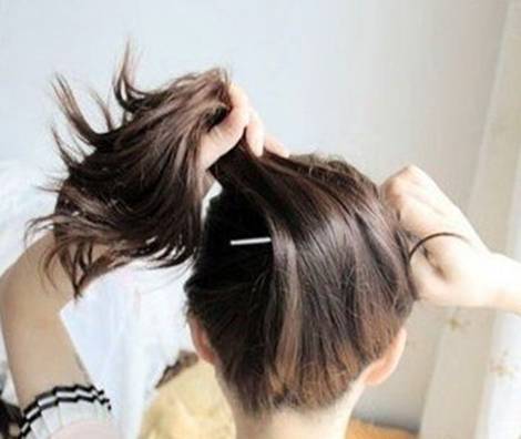 How-to-DIY-Easy-Bun-Hairstyle-Using-Chopstick-3.jpg